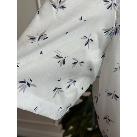 Symmetry White Blouse with Black Pattern - Picture 9 of 12